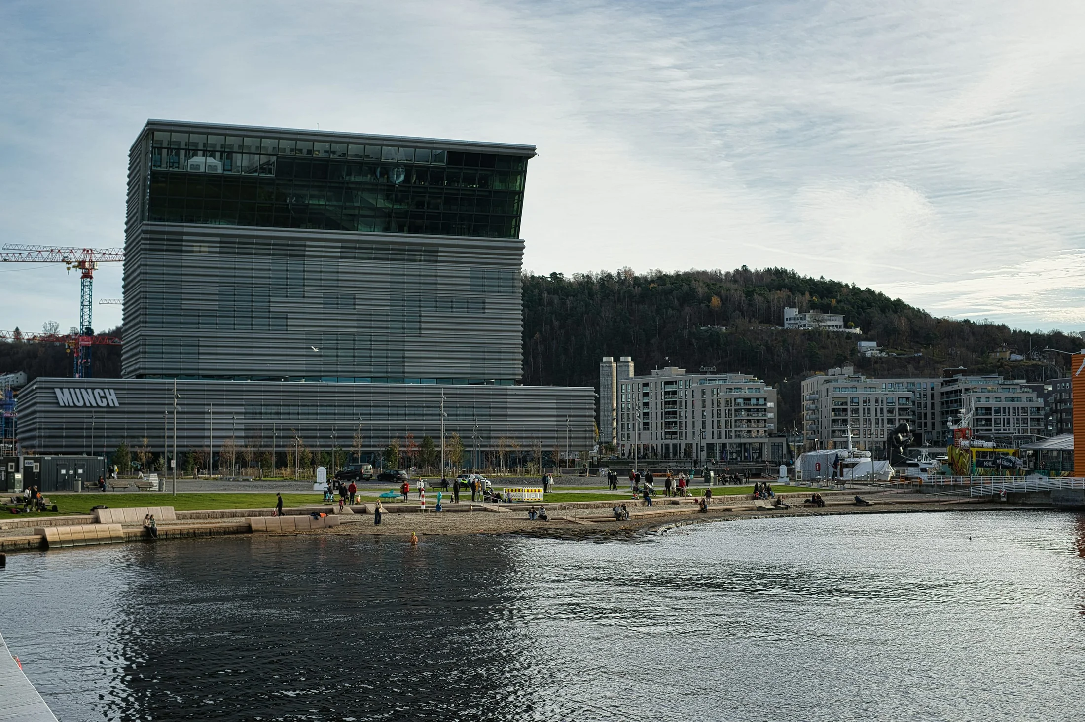 Fotografi av MUNCH og Bjørvika ved Oslofjorden